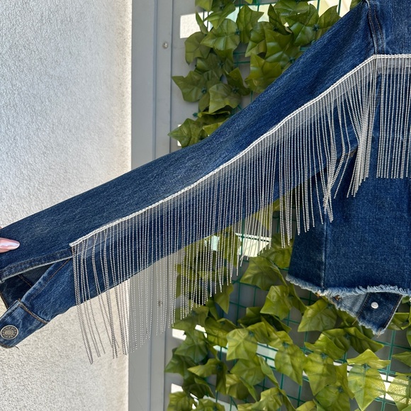 Denim Fringe Cropped Jacket - Picture 3 of 3